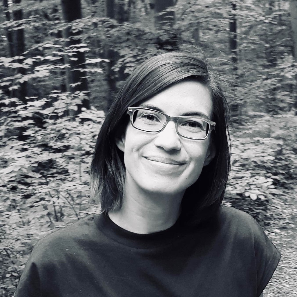 Black and white portrait of Sabrina Lemling}